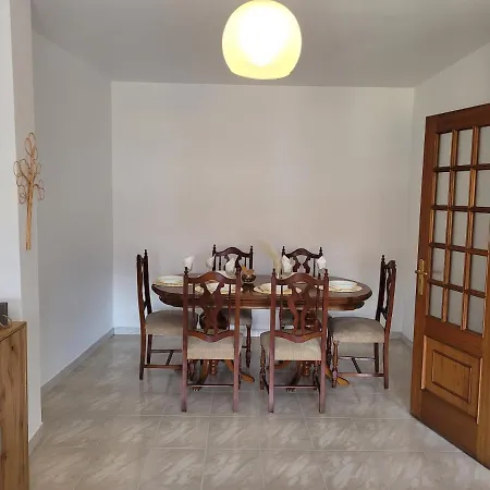 3 Bedroom Apartment In The Center Of Mino