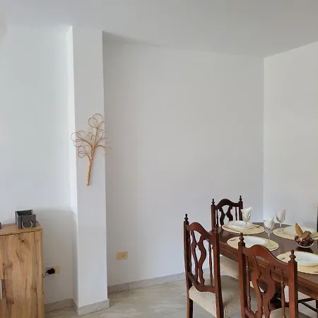 3 Bedroom Apartment In The Center Of Mino Daire *